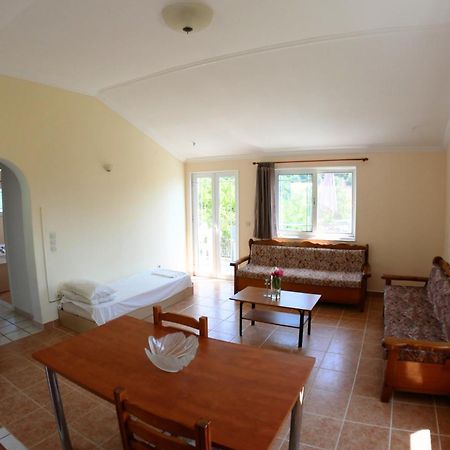 Villa Vania Gardenos Vitaládes Екстериор снимка