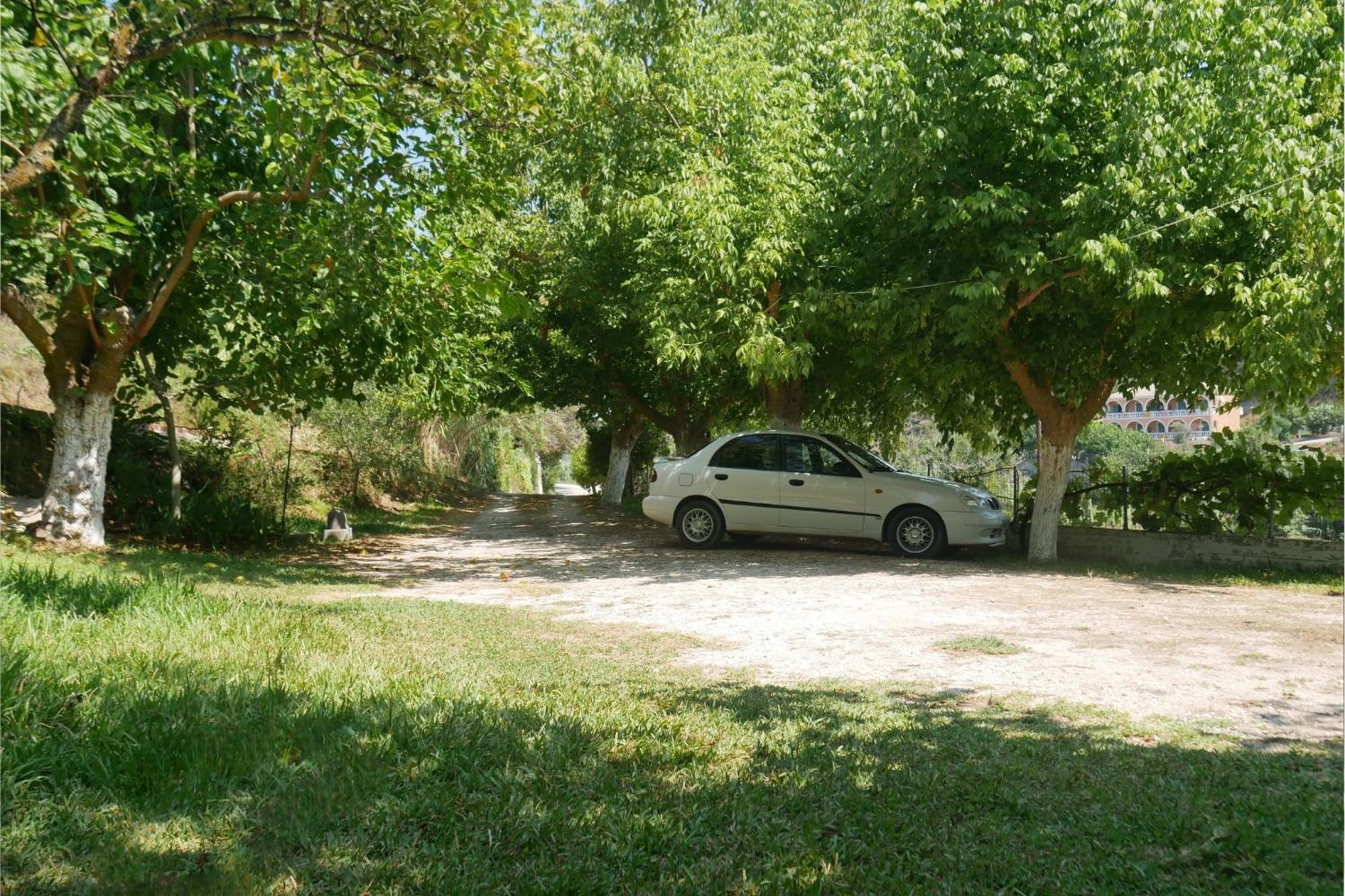 Villa Vania Gardenos Vitaládes Екстериор снимка