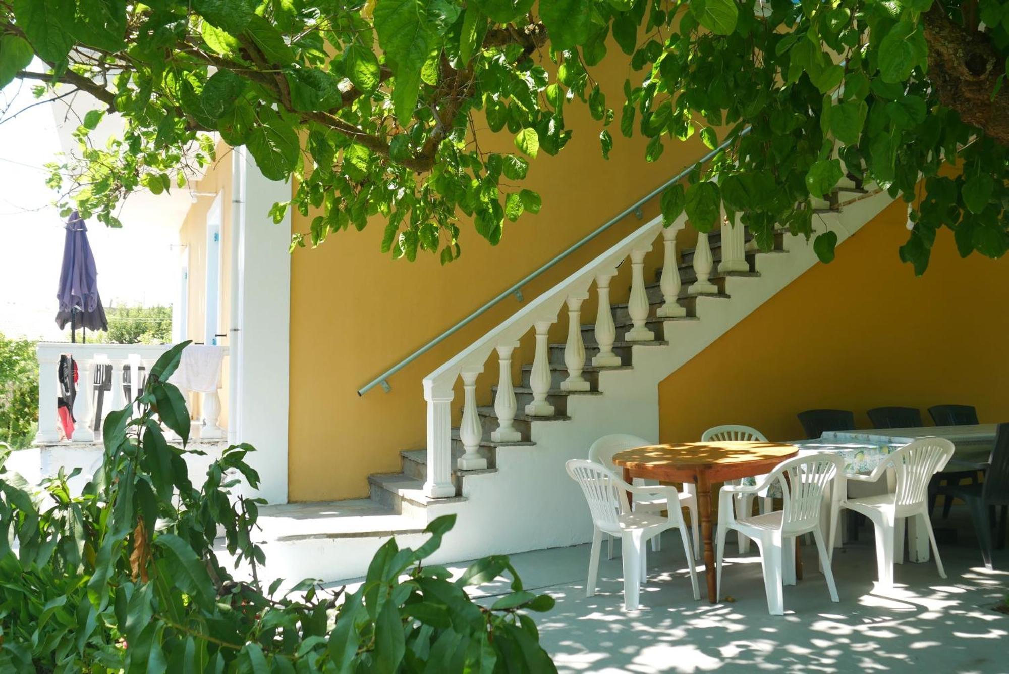 Villa Vania Gardenos Vitaládes Екстериор снимка