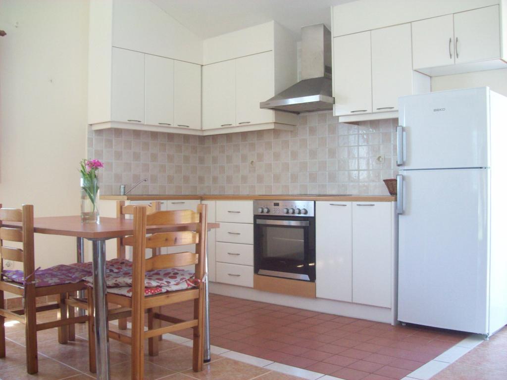 Villa Vania Gardenos Vitaládes Екстериор снимка