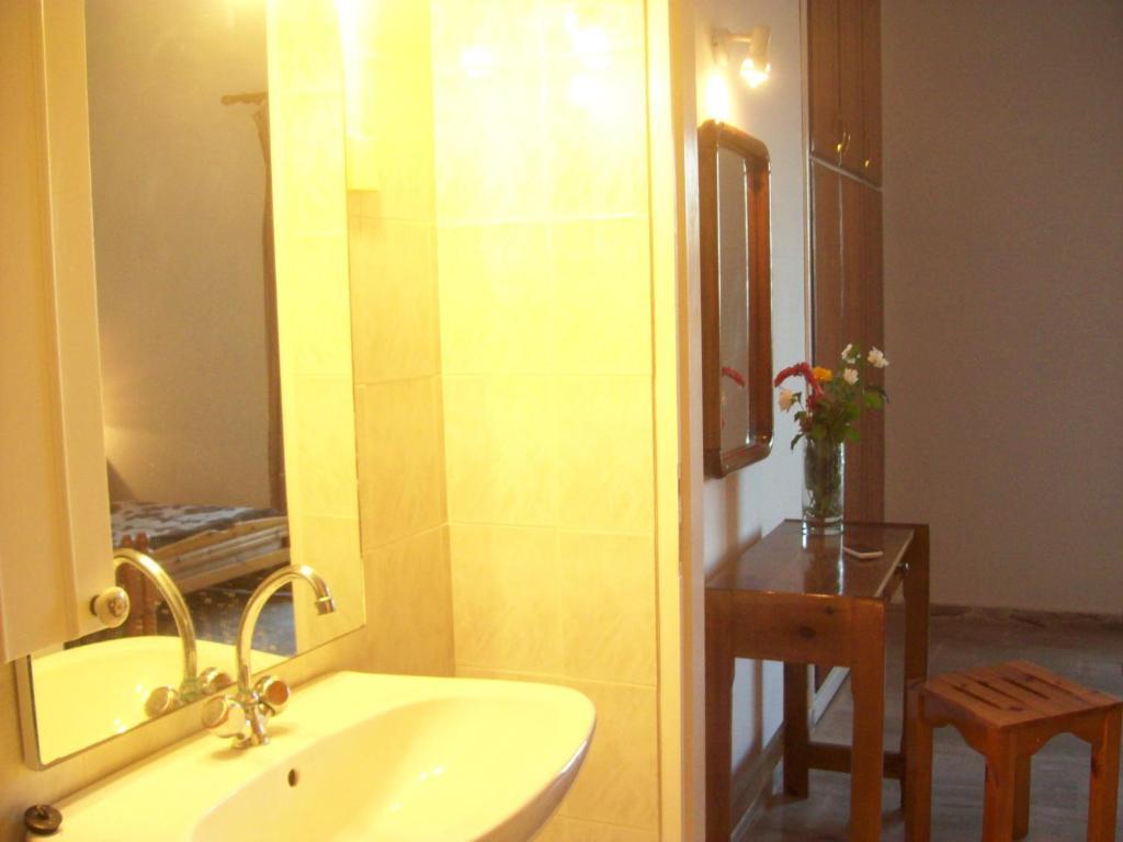 Villa Vania Gardenos Vitaládes Стая снимка
